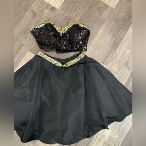 Alyce Paris 2 piece black short dress. Sequin strapless top with beading! Size 4